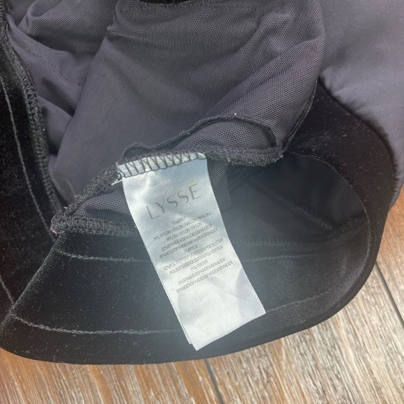 Lysse Black Velvet Sports Bra Size Large - Picture 5 of 5